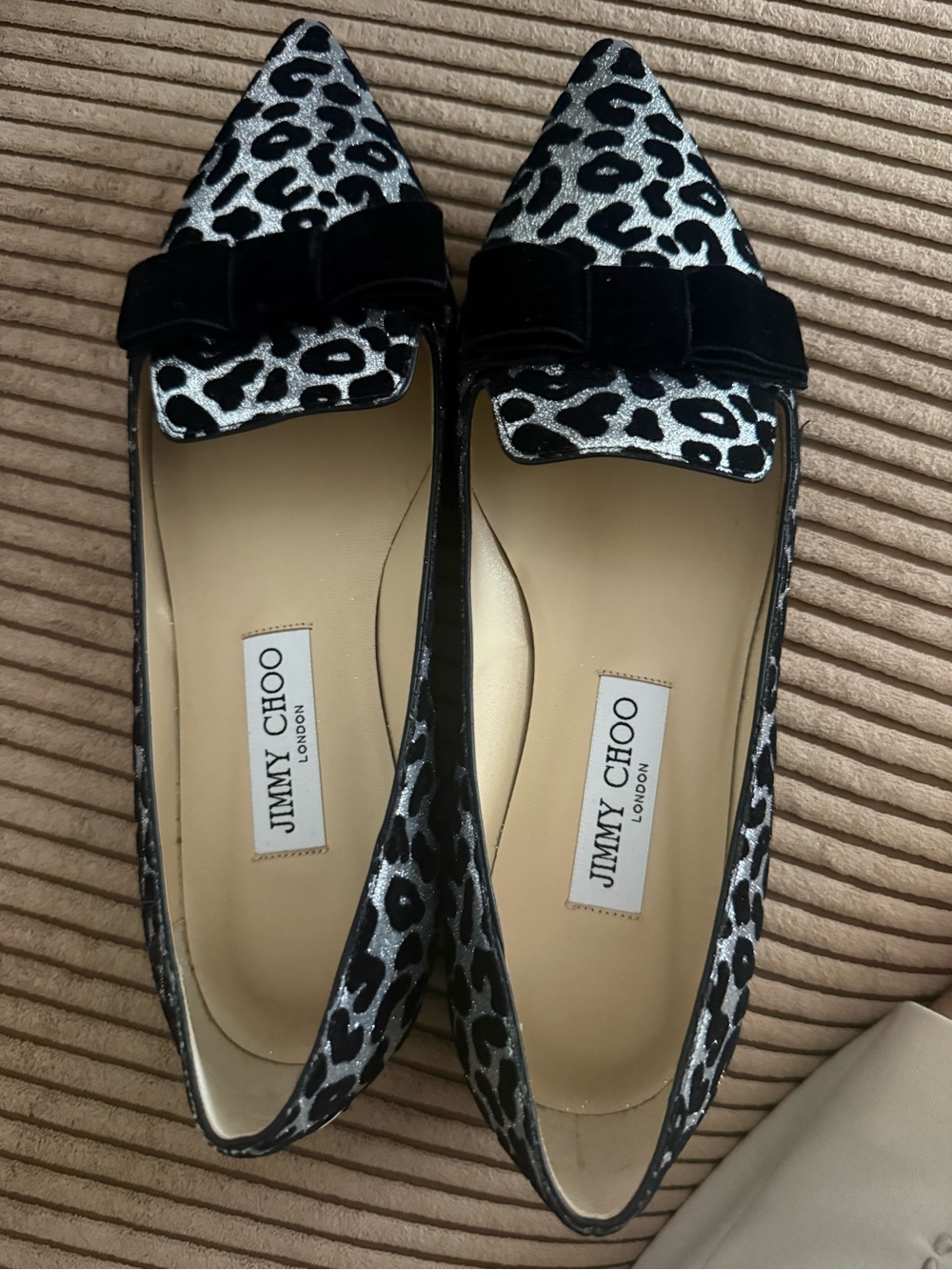 Jimmy Choo Silver and Black Leopard Pointed Flats with Bow 38 1/2 NWOT